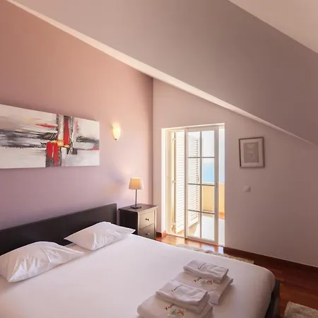 Flh Ericeira Duplex With Sea View Апартаменты *